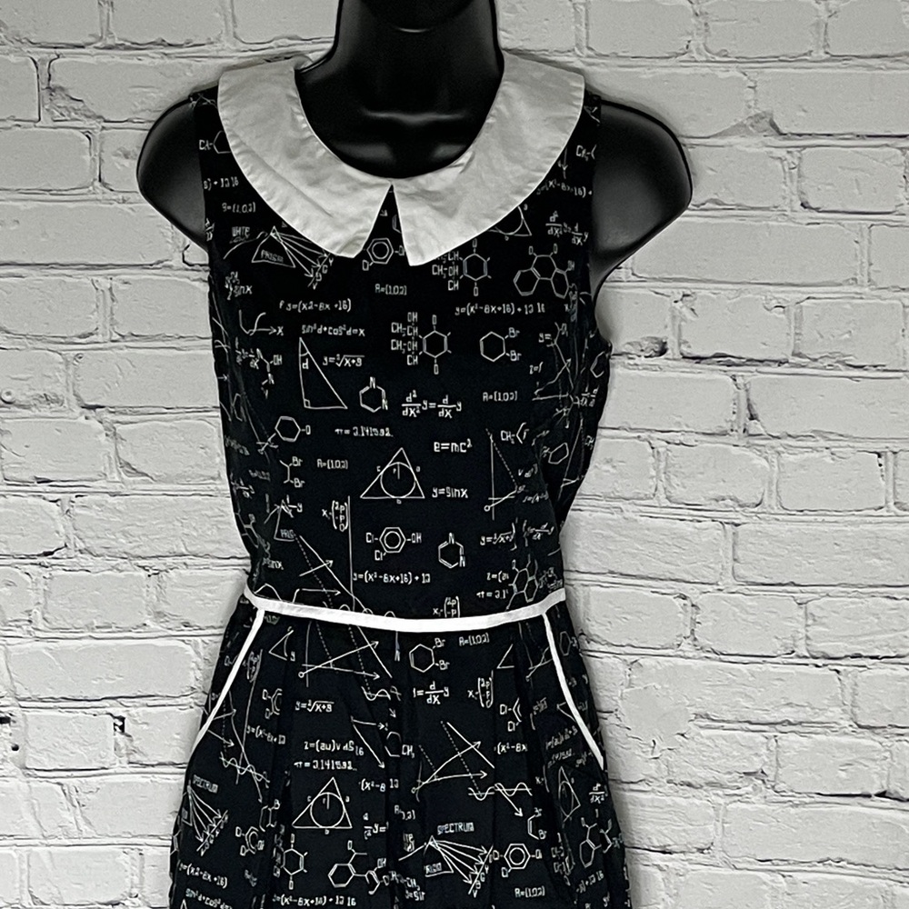 Modcloth Monochrome Science Pattern Mini Dress - image 4